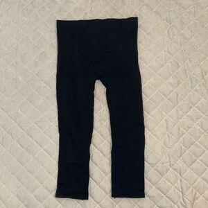 Soma Capri Black leggings, size small, like new